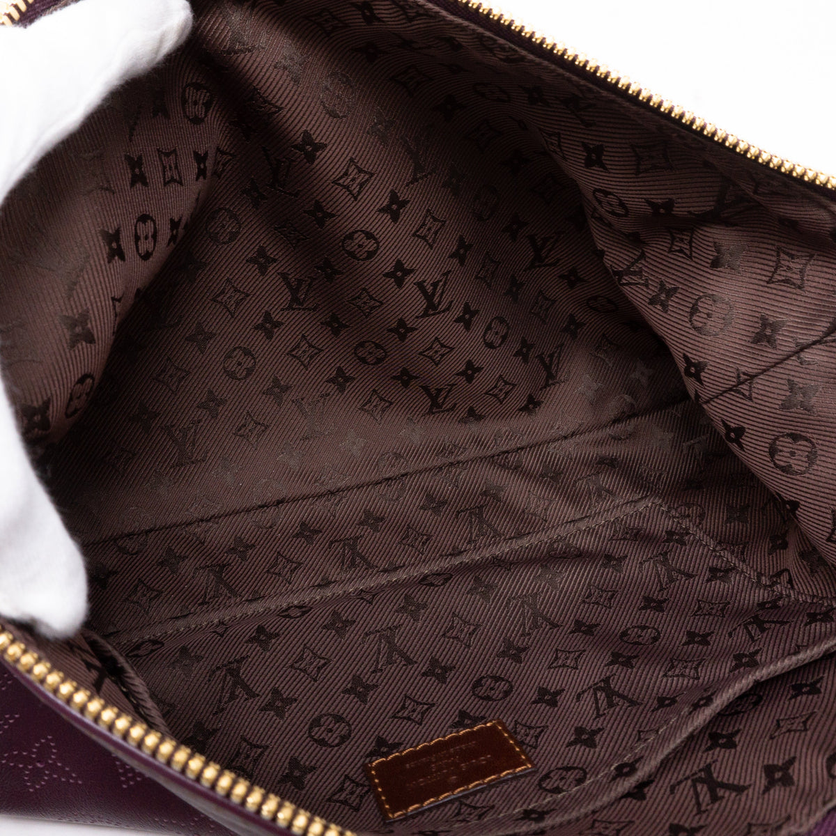 Louis-vuitton Pochette Onatah Mahina Leather Aubergine