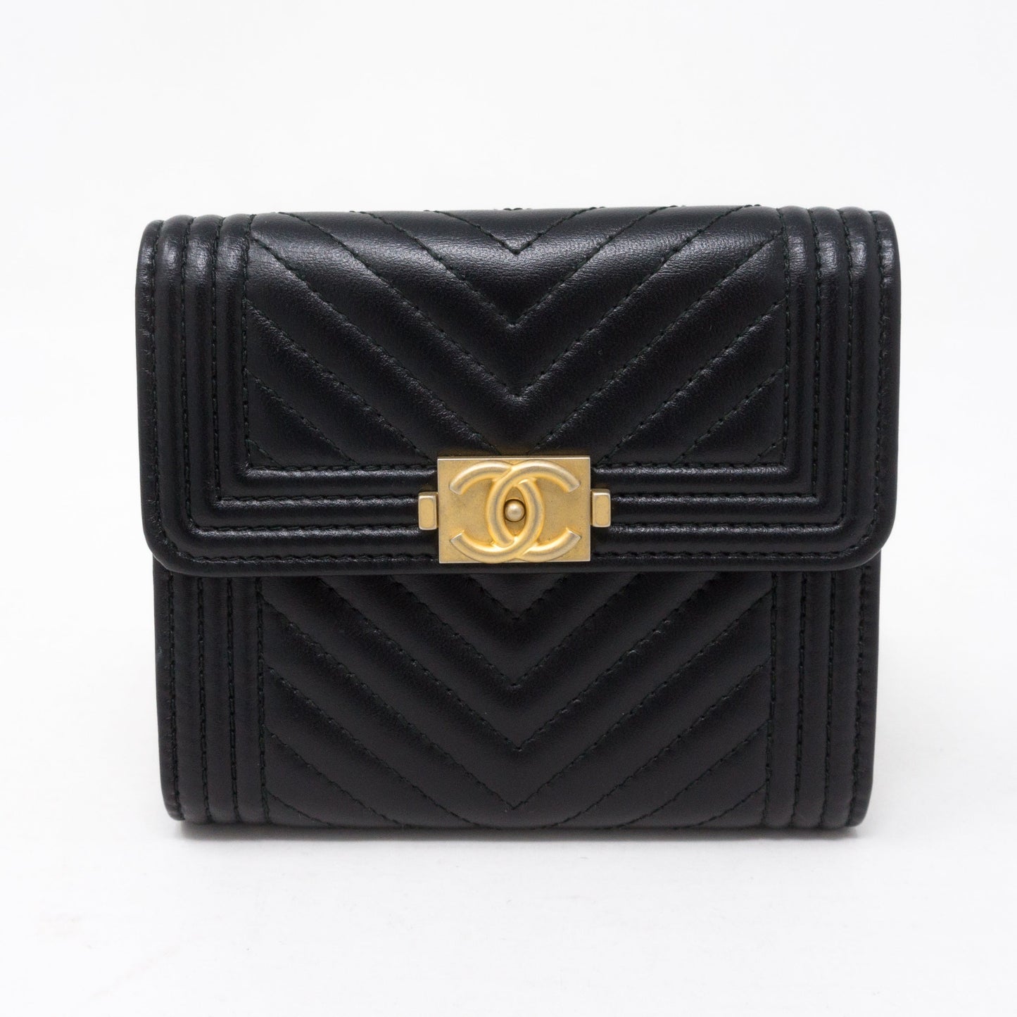 Small Classic Flap Boy Wallet Chevron Black Leather