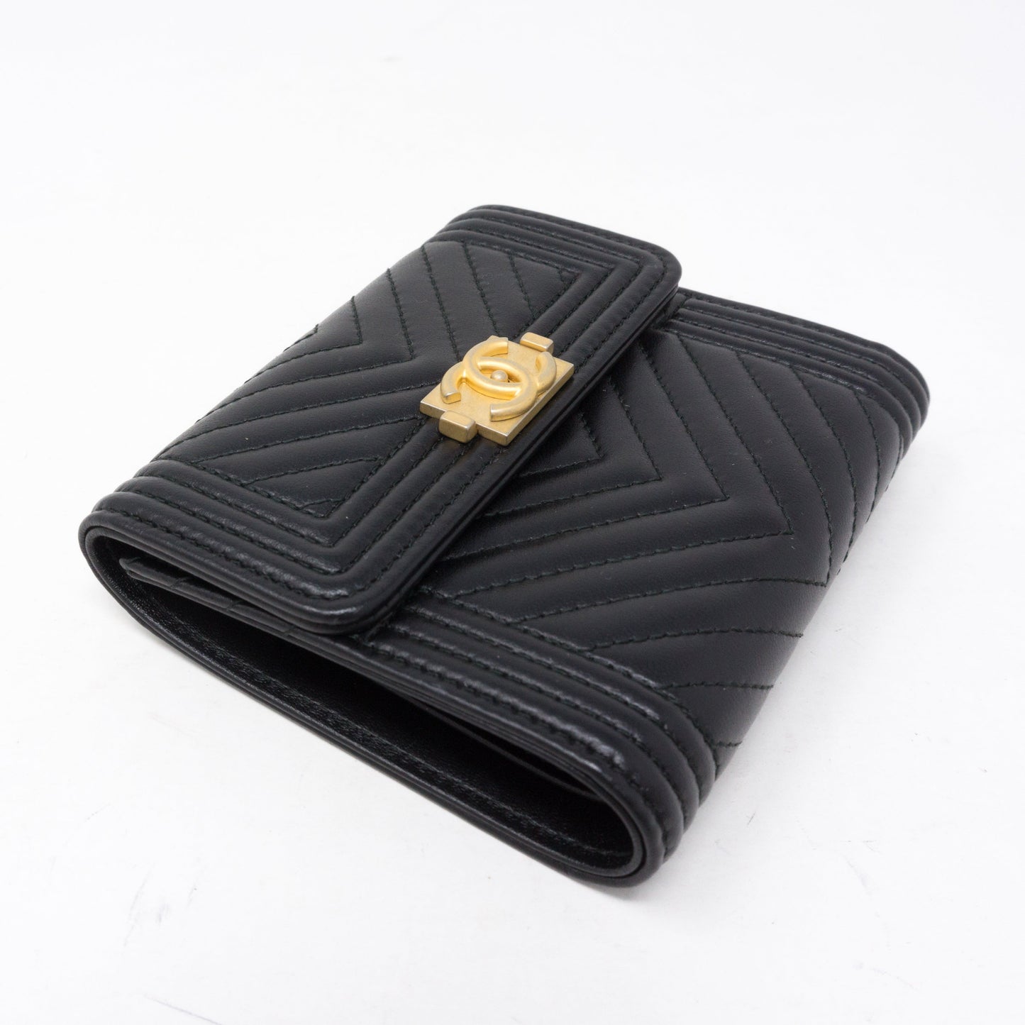 Small Classic Flap Boy Wallet Chevron Black Leather