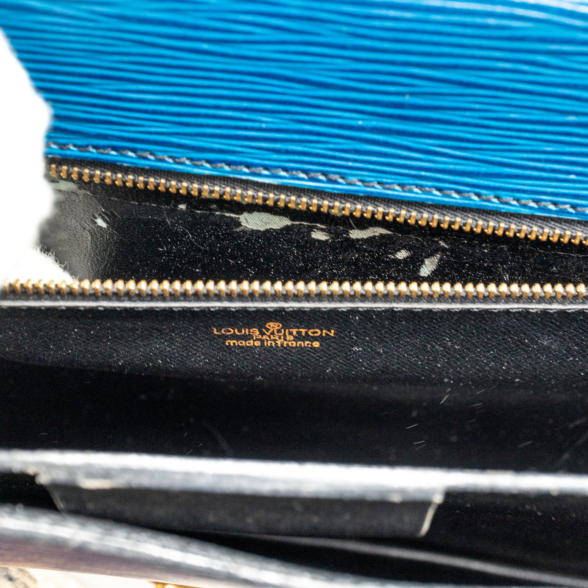Louis-vuitton Serviette Ambassadeur Blue Epi Leather