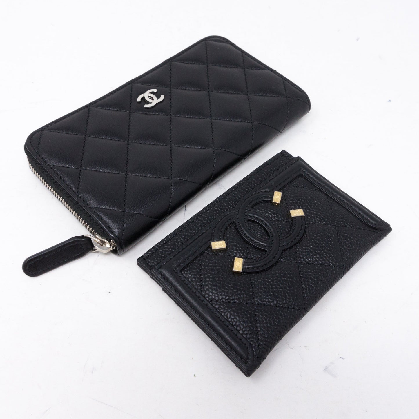 Medium Zipped Wallet Black Leather