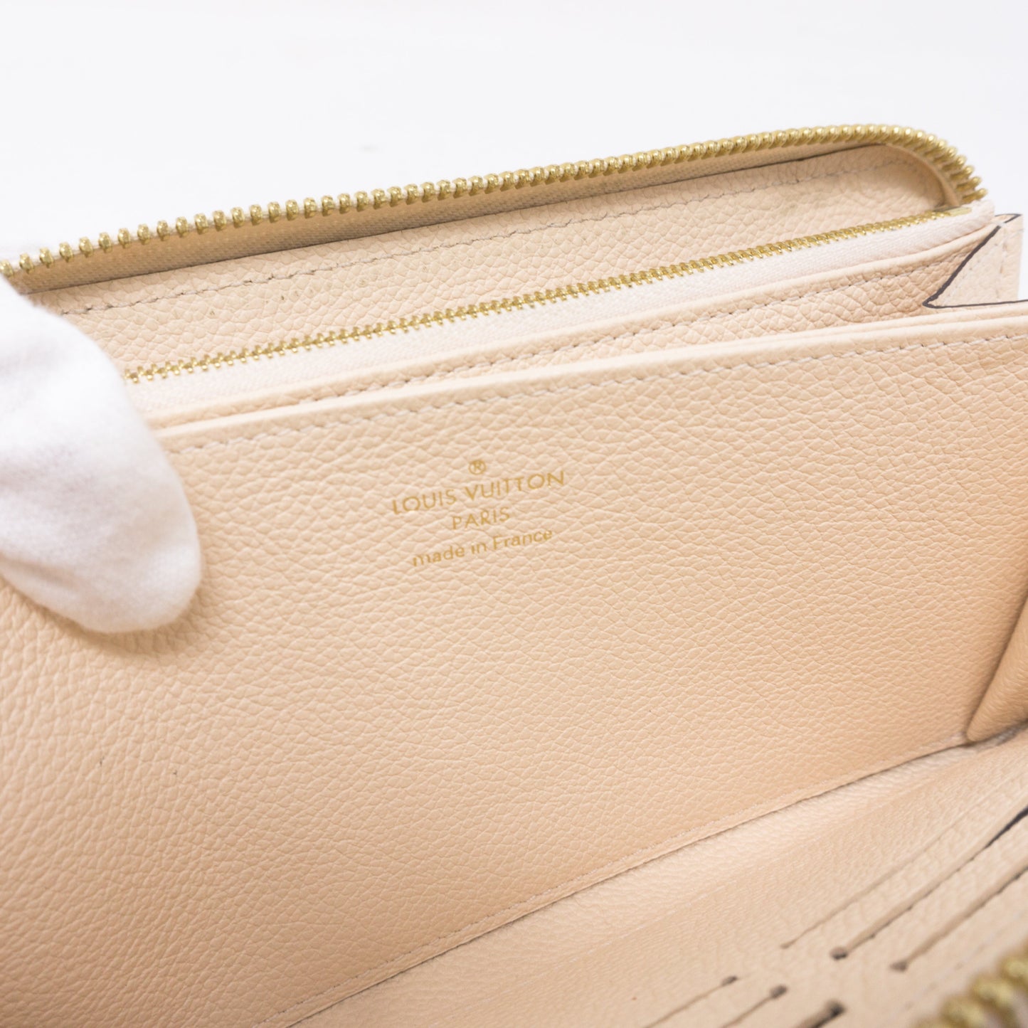 Louis-vuitton Zippy Wallet White Monogram Empreinte