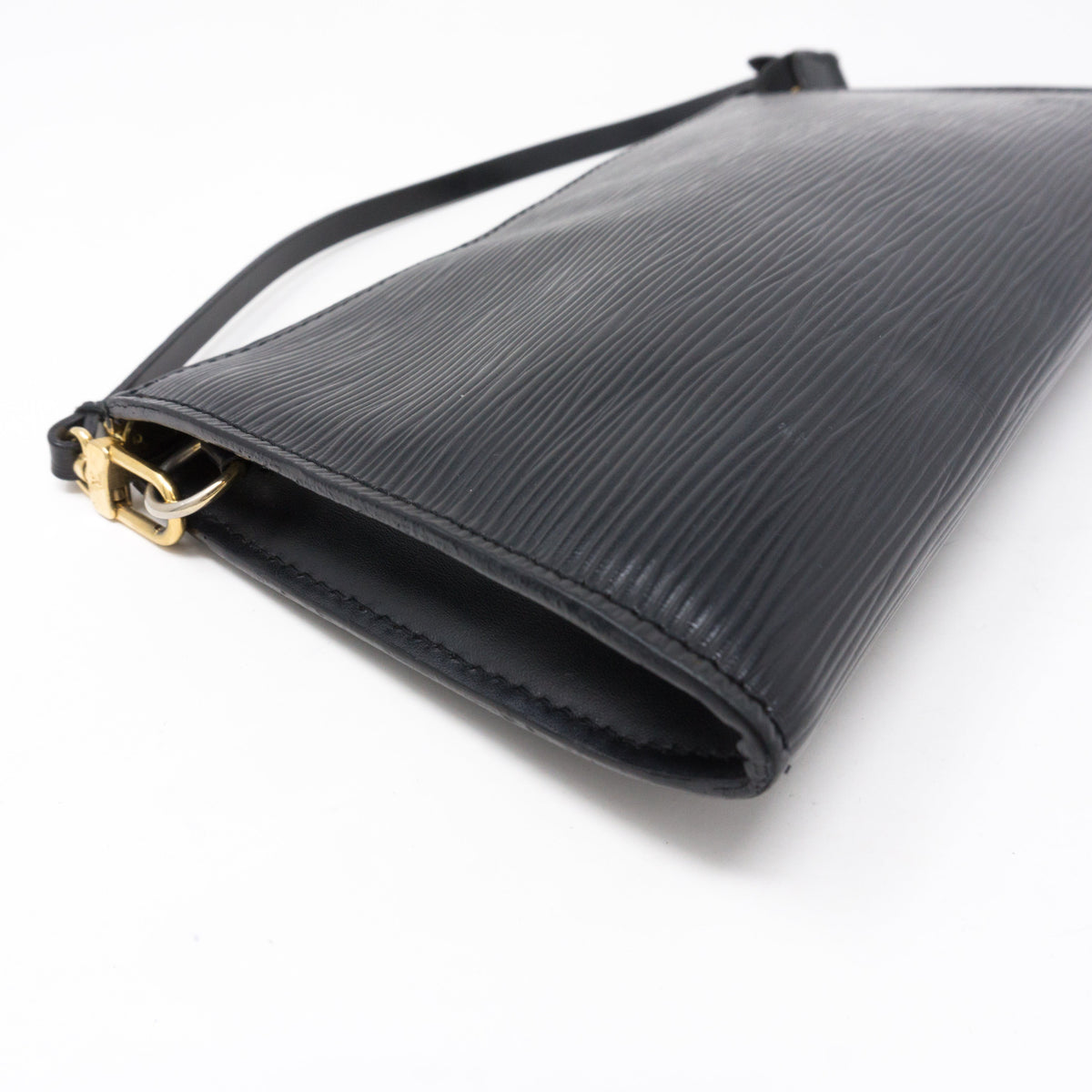 Louis-vuitton Pochette Accessoires Black Epi Leather