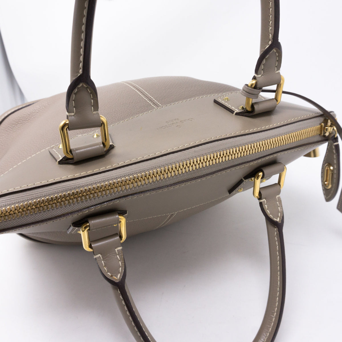 Louis-vuitton Suhali Lockit PM Greige Leather