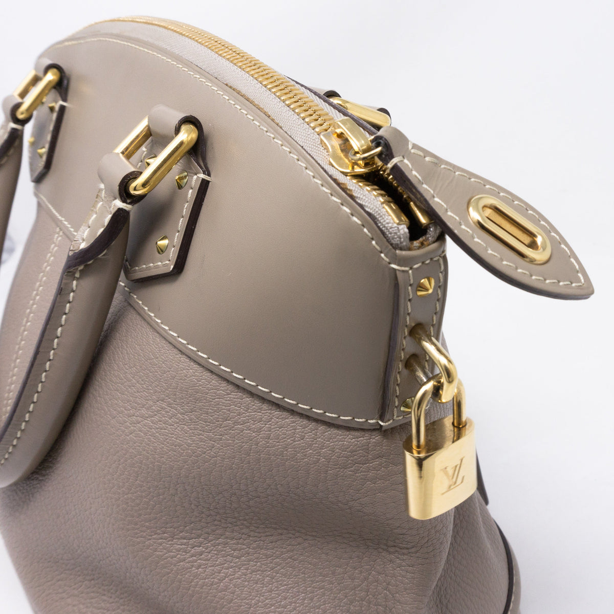 Louis-vuitton Suhali Lockit PM Greige Leather