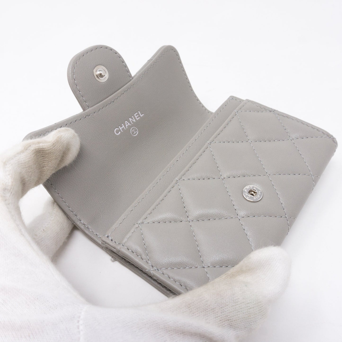 Classic Flap  Case Gray Lambskin