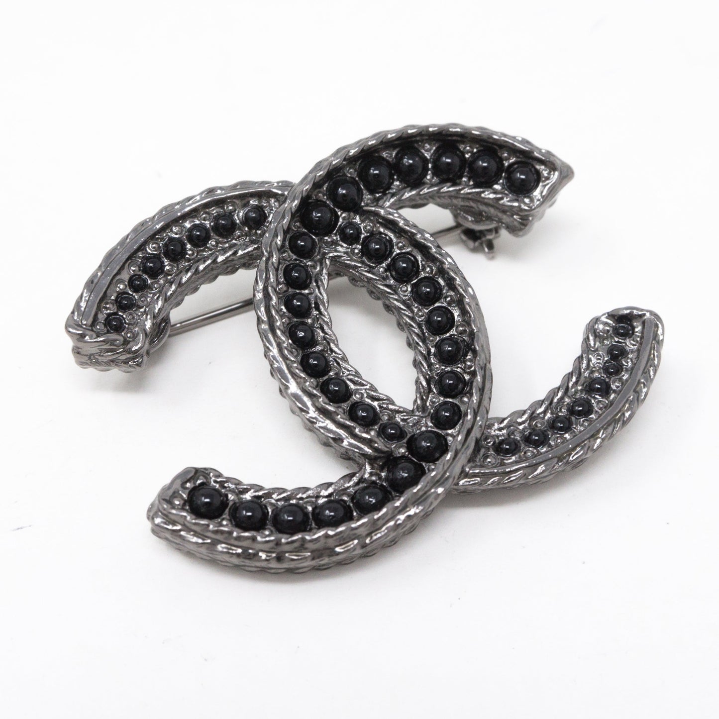 CC Brooch Black Pearl Ruthenium