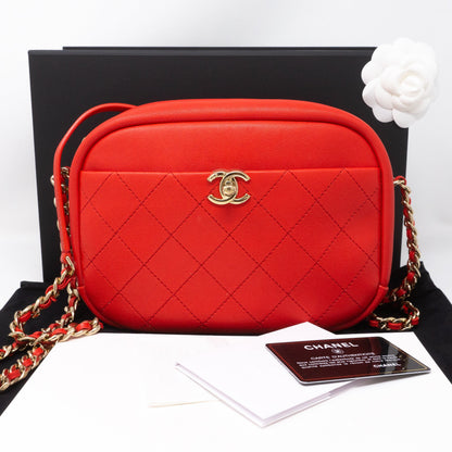 Casual Trip Camera Case Red Leather