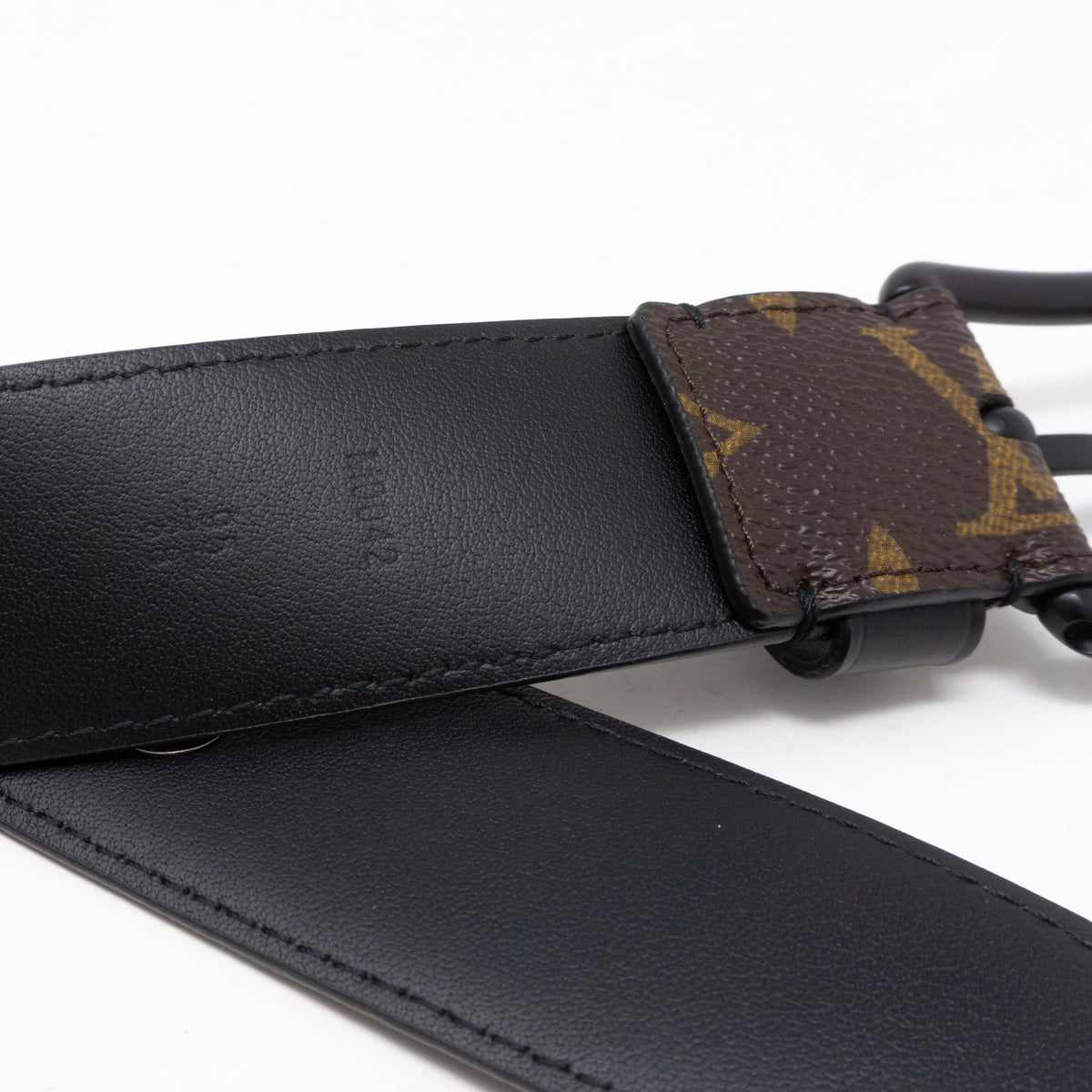 Louis-vuitton Voyager Belt Monogram 95 cm