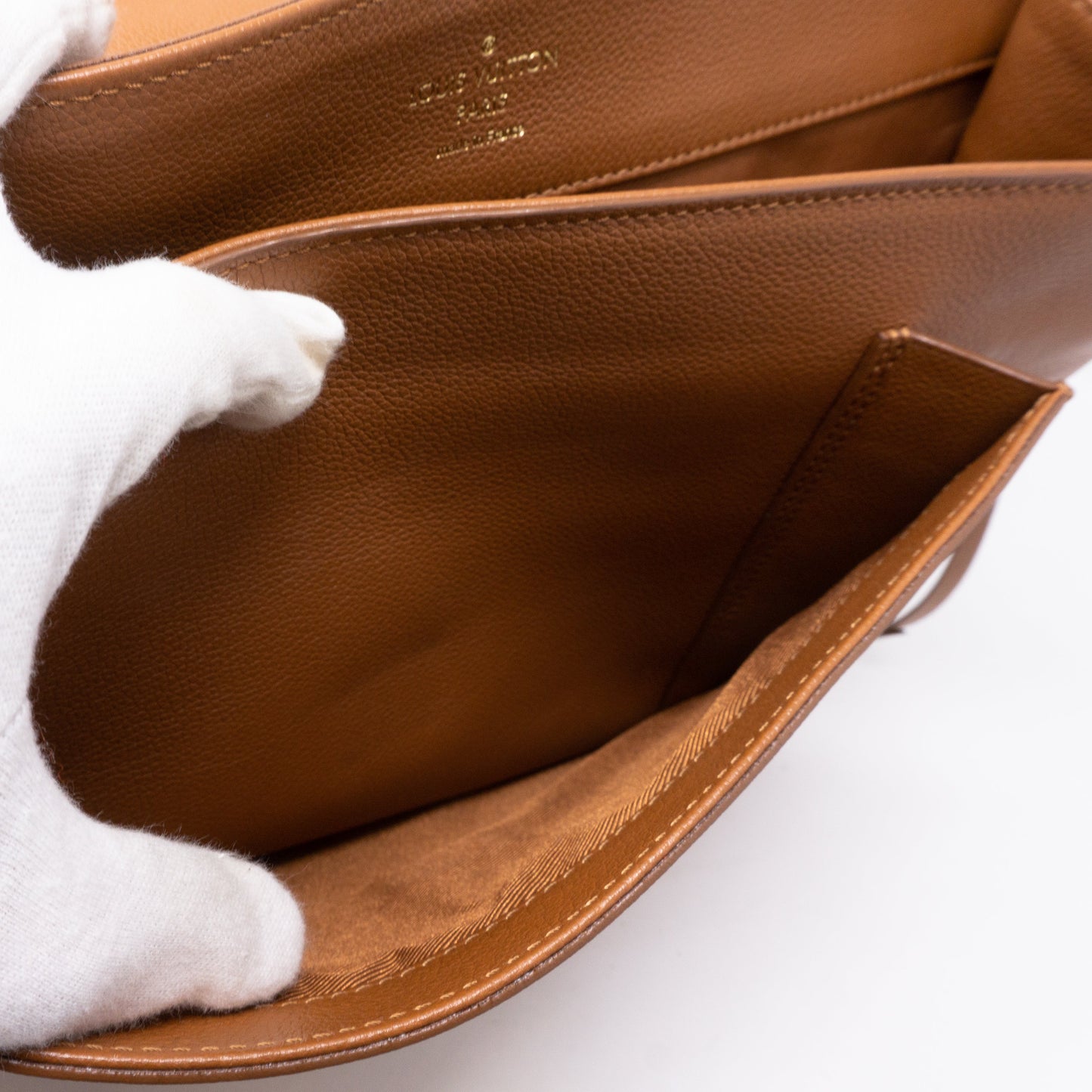 Louis-vuitton LockMe MM Brown Leather