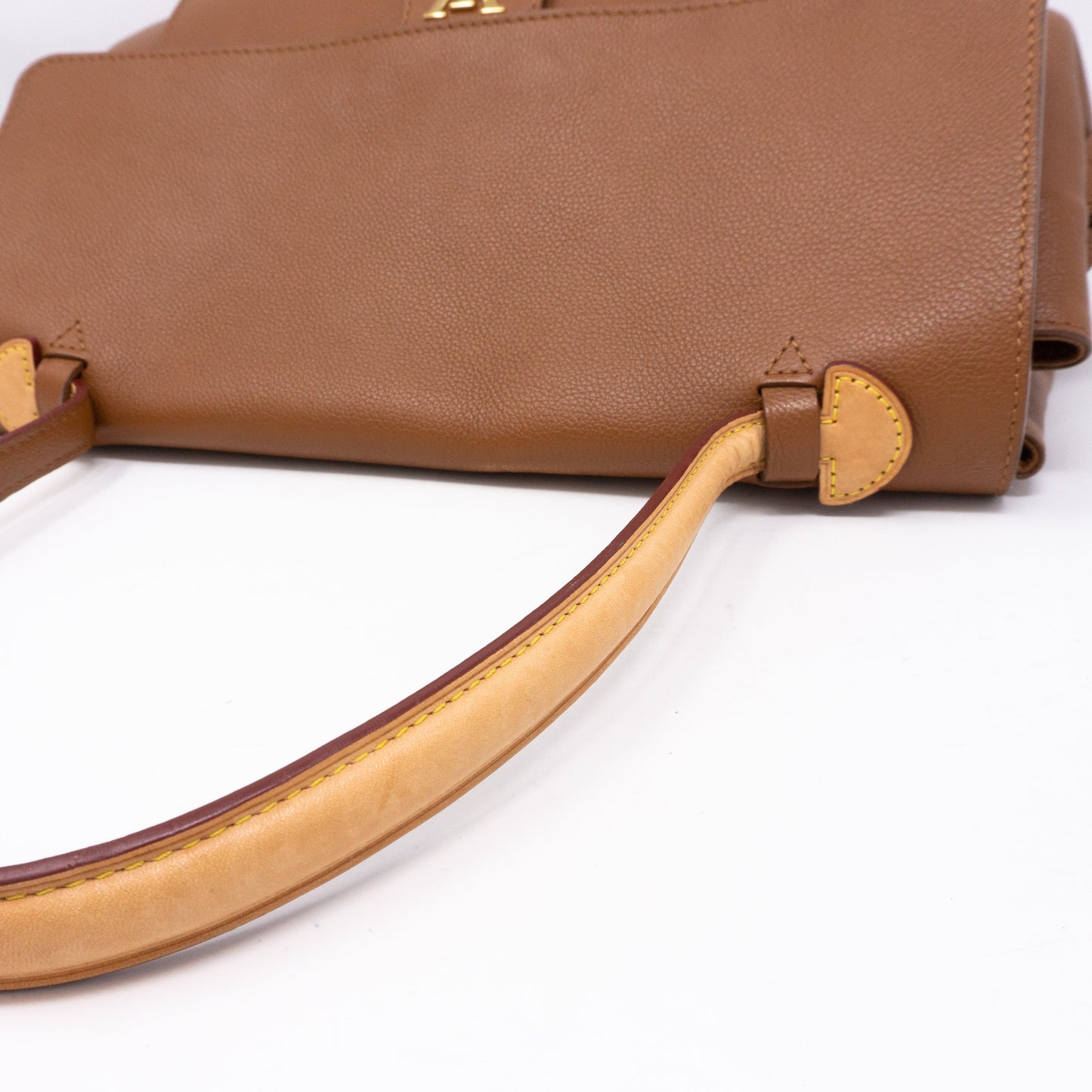 Louis-vuitton LockMe MM Brown Leather
