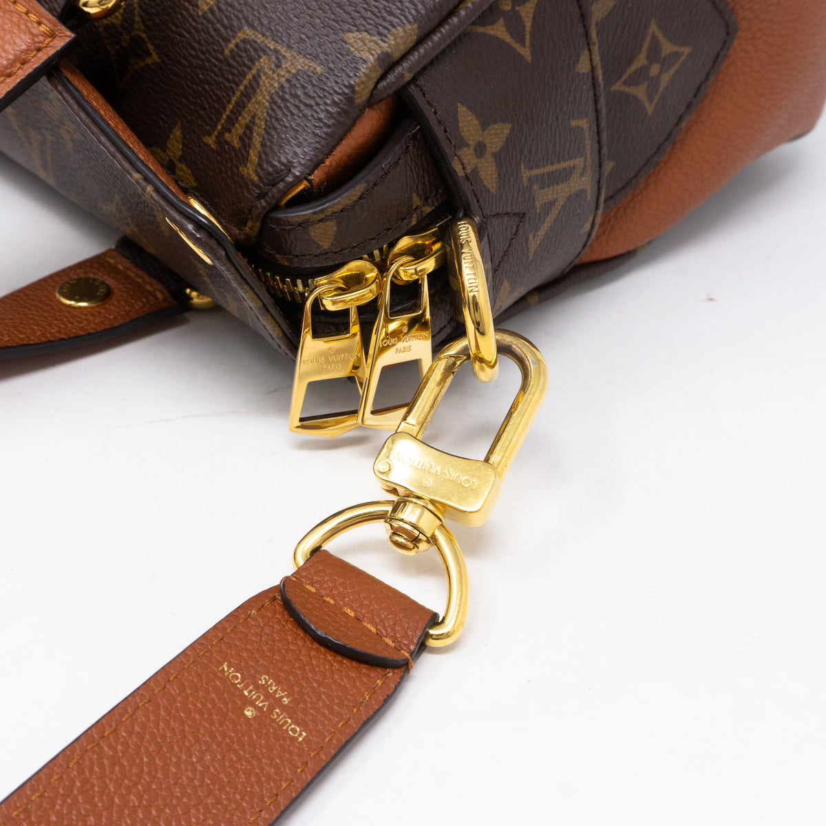 Louis-vuitton Manhattan NM Monogram Caramel