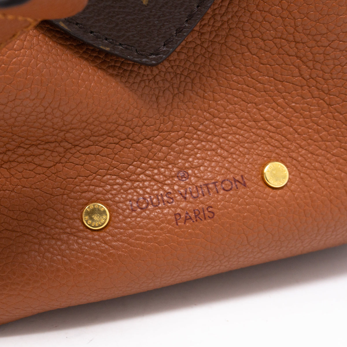 Louis-vuitton Manhattan NM Monogram Caramel