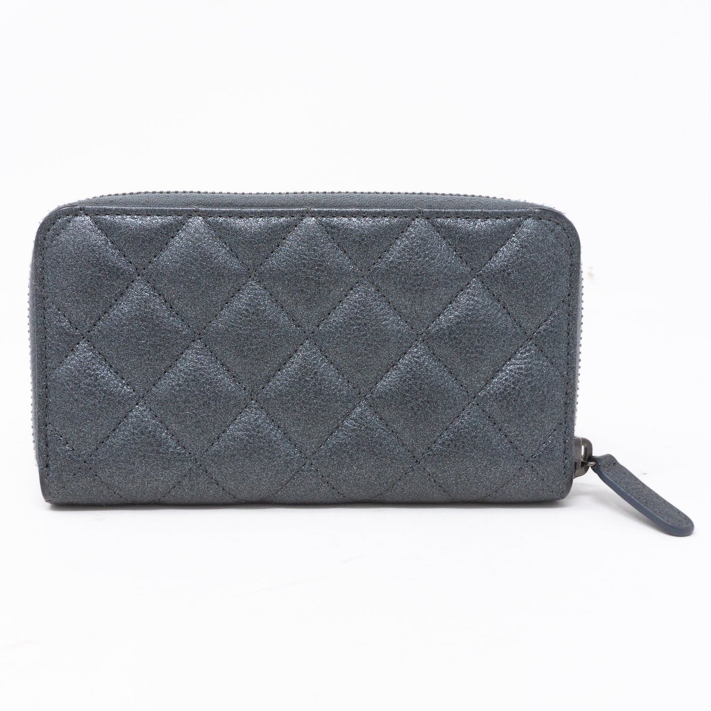 Medium Zipped Wallet Grey Metallic Leather