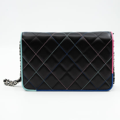 Classic Wallet On Chain Black Pastel Leather