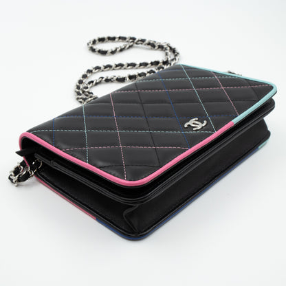 Classic Wallet On Chain Black Pastel Leather