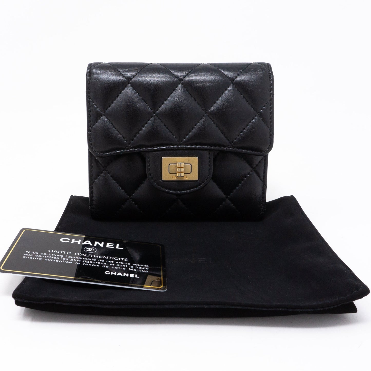 Small Classic Flap Wallet 2.55 Black Leather