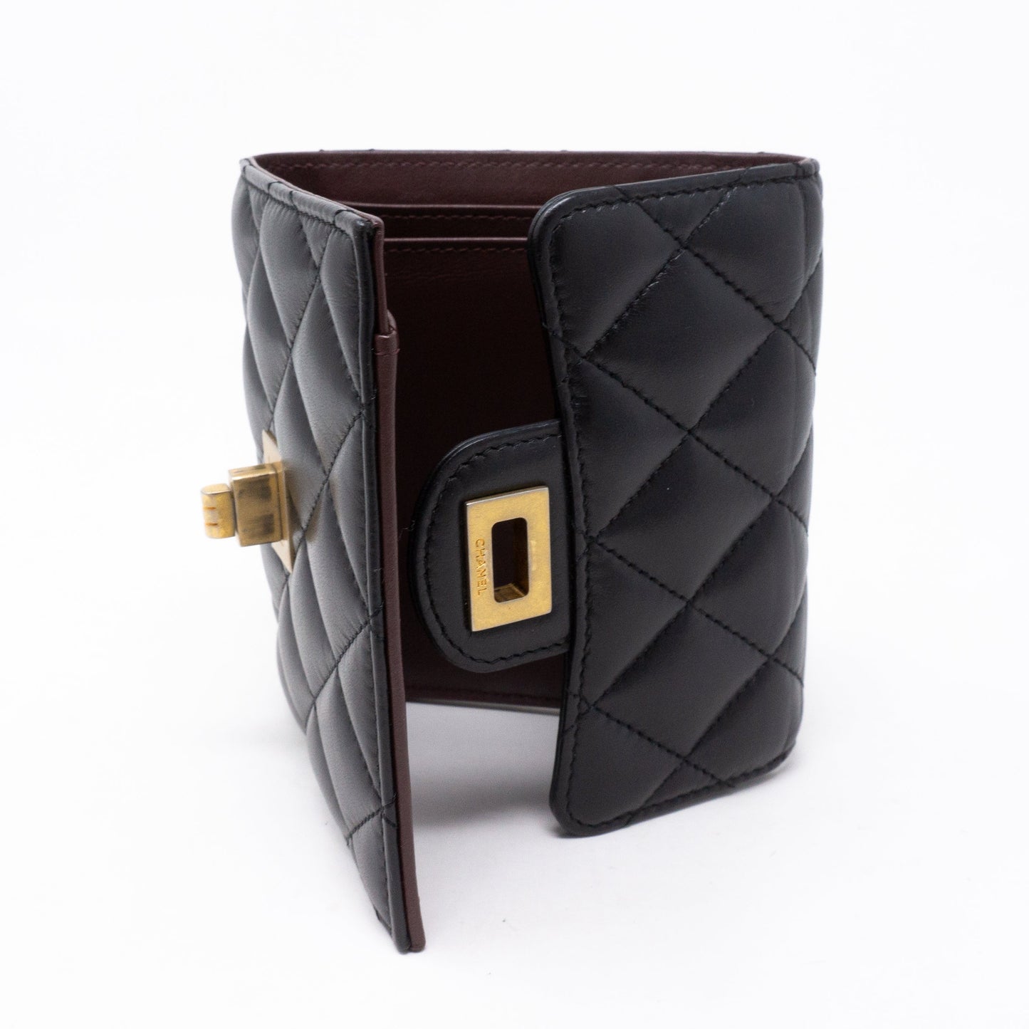 Small Classic Flap Wallet 2.55 Black Leather