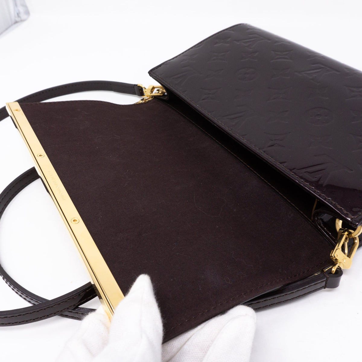 Louis-vuitton Ana Clutch Vernis Amarante