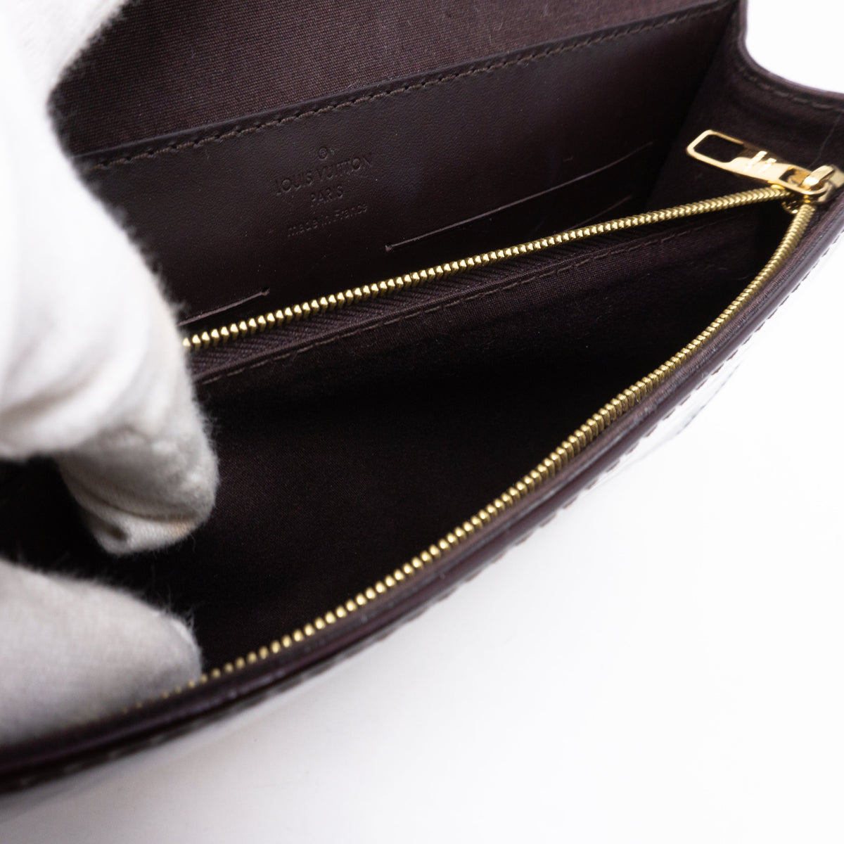 Louis-vuitton Ana Clutch Vernis Amarante