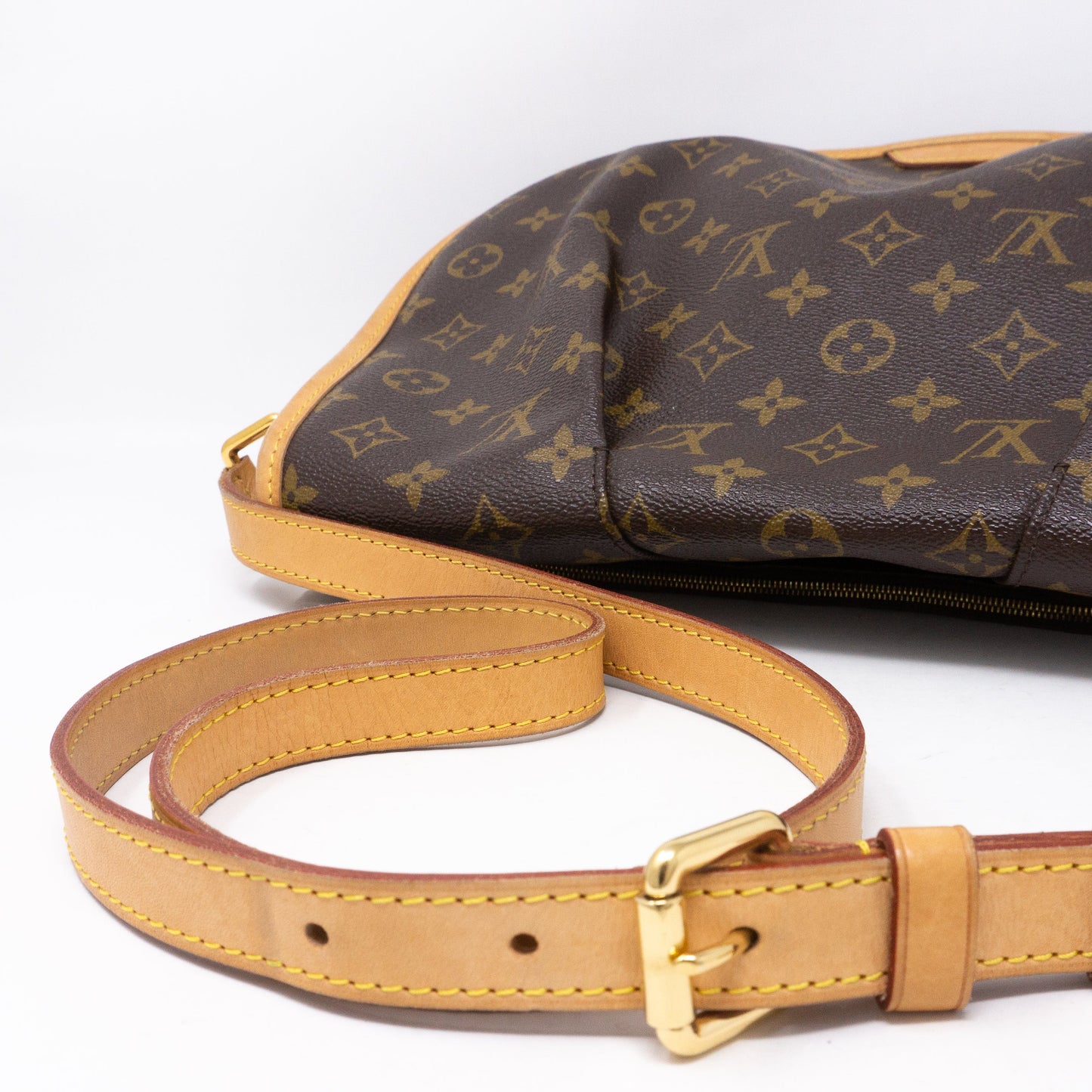 Louis-vuitton Menilmontant GM Monogram