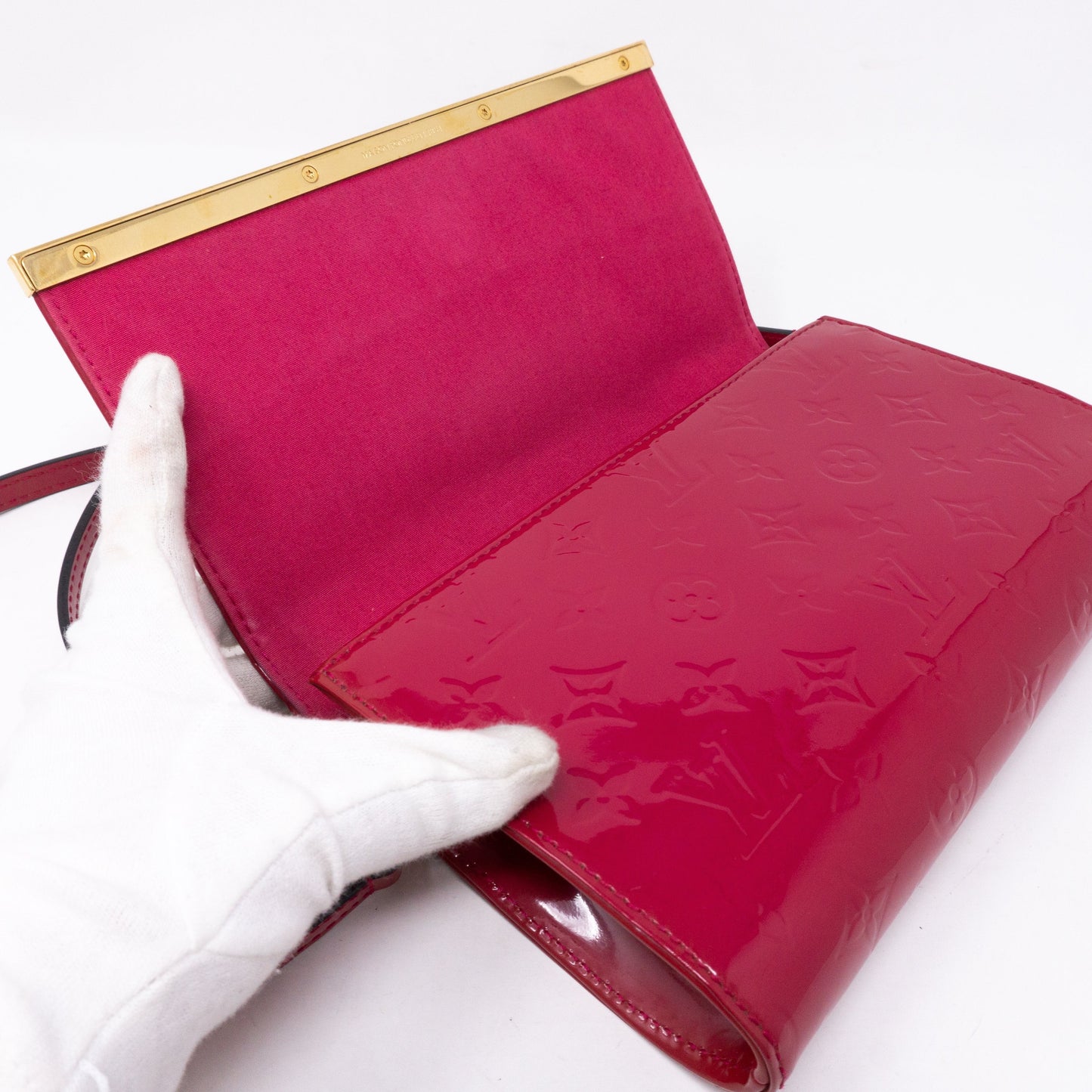 Louis-vuitton Ana Clutch Vernis Indian Rose