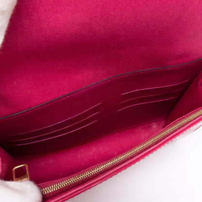 Louis-vuitton Ana Clutch Vernis Indian Rose