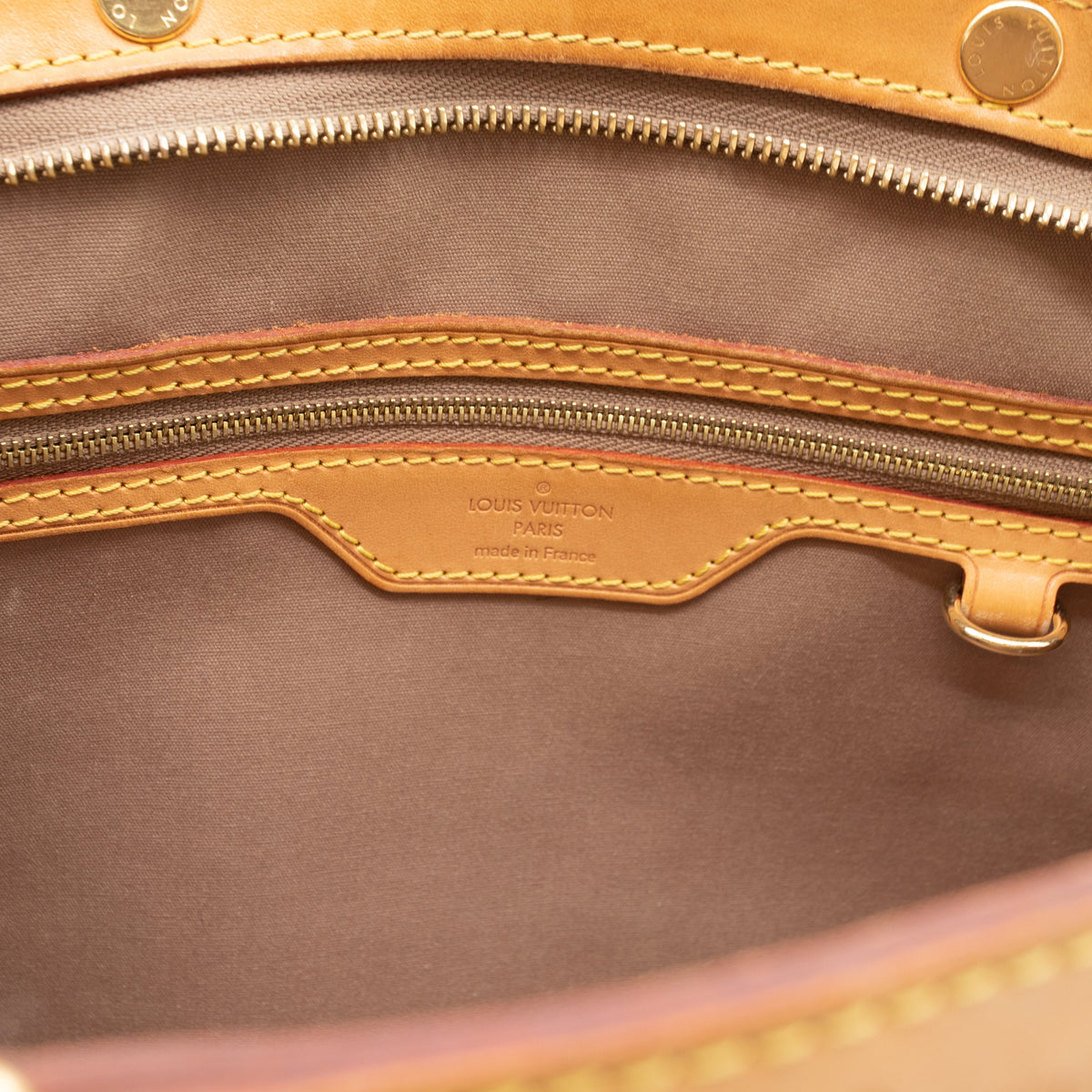 Louis-vuitton Brea MM Vernis Gold