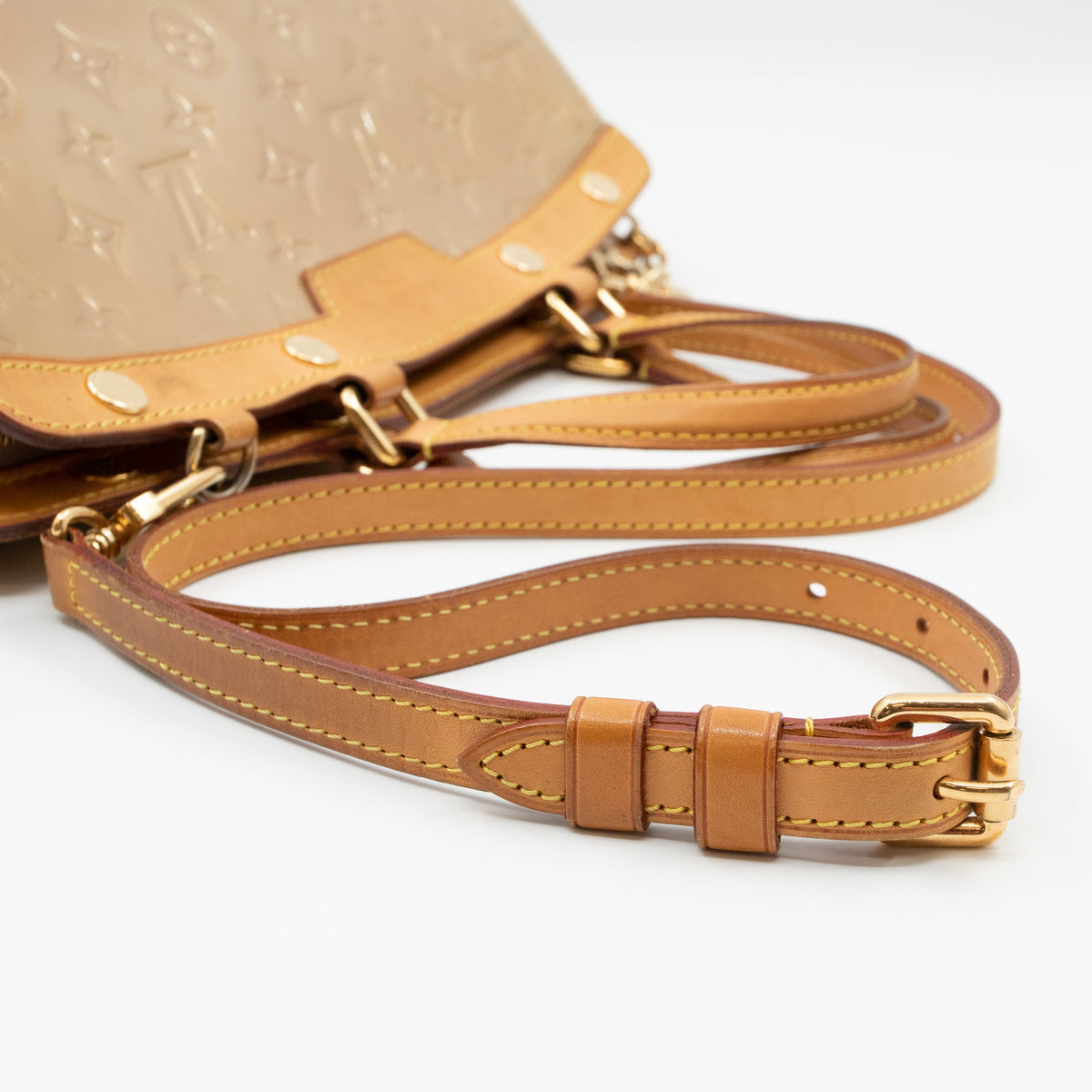 Louis-vuitton Brea MM Vernis Gold