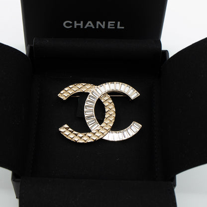 CC Brooch Crystal Light Gold