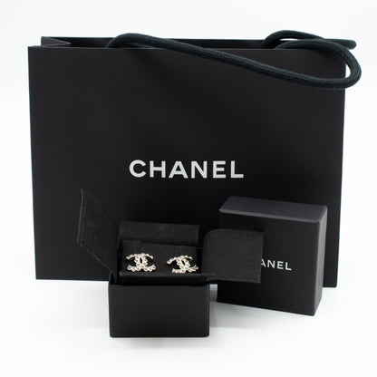 CC Crystal Earrings Light Gold