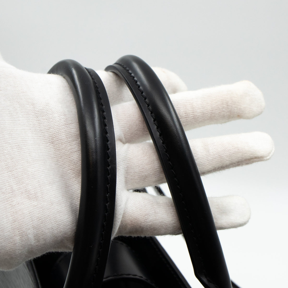 Louis-vuitton Kleber MM Black Epi Leather