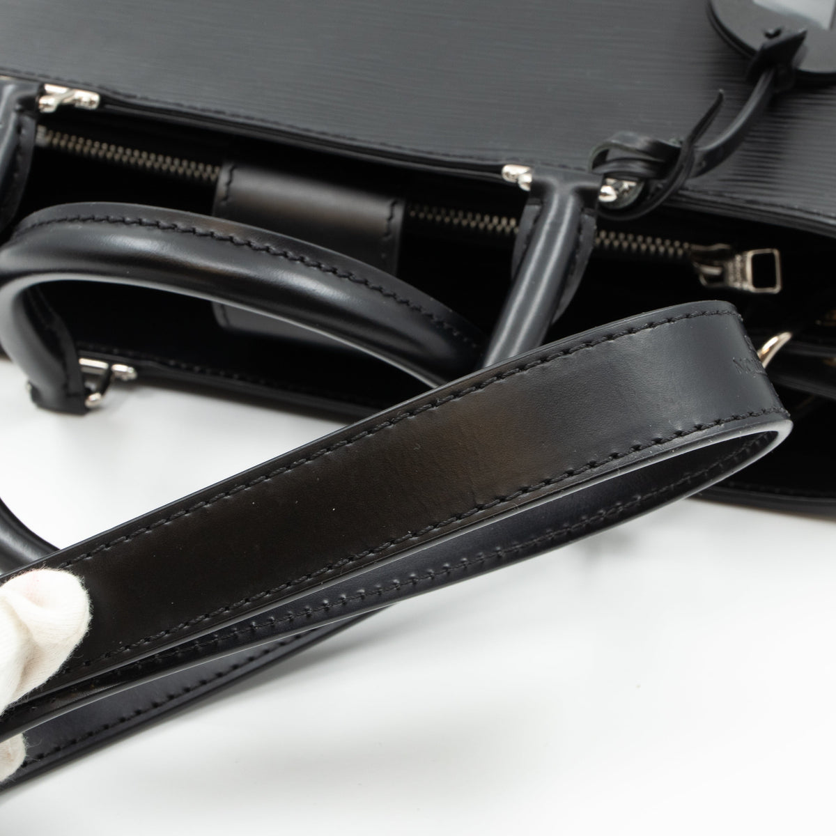 Louis-vuitton Kleber MM Black Epi Leather