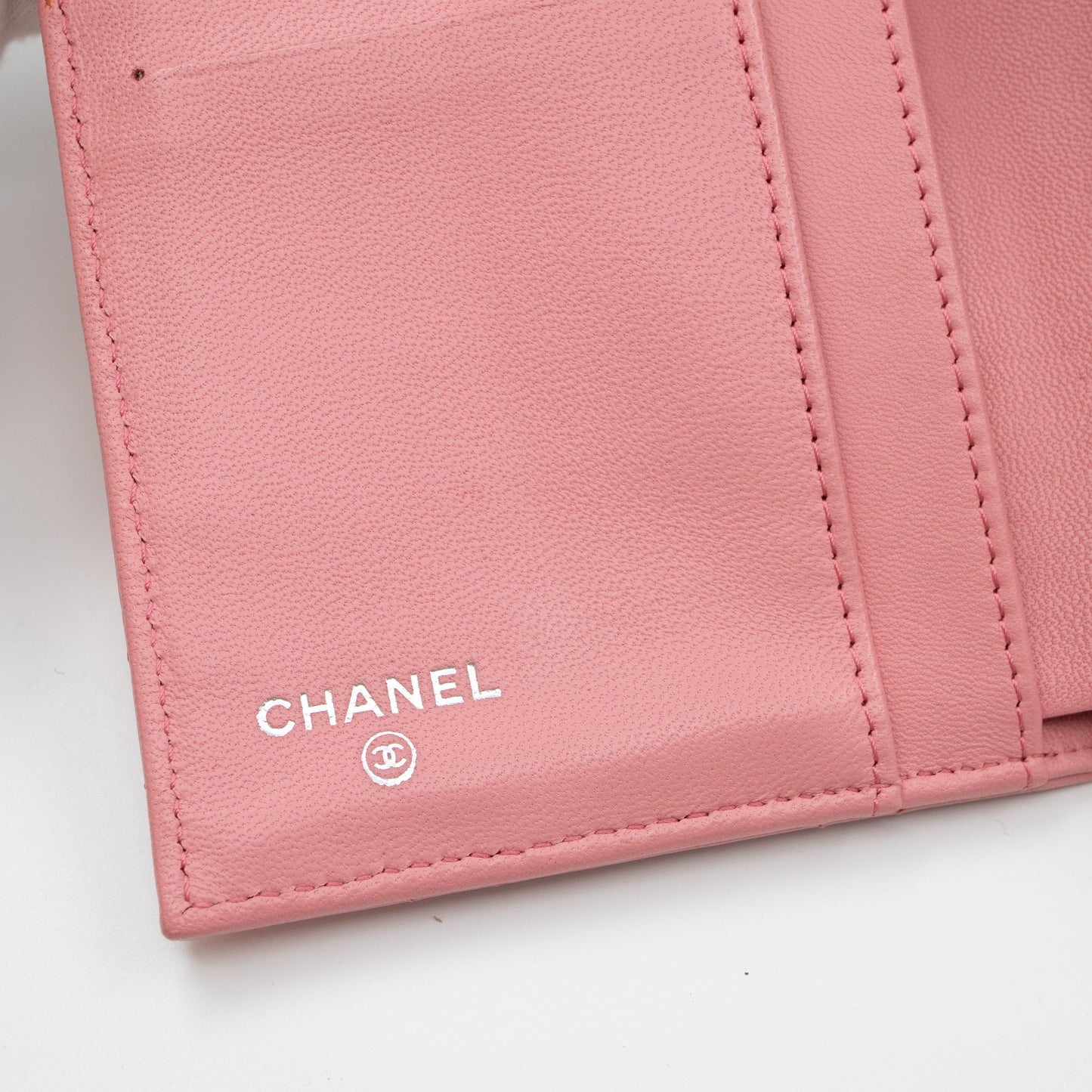 Classic Flap Wallet Pink Leather