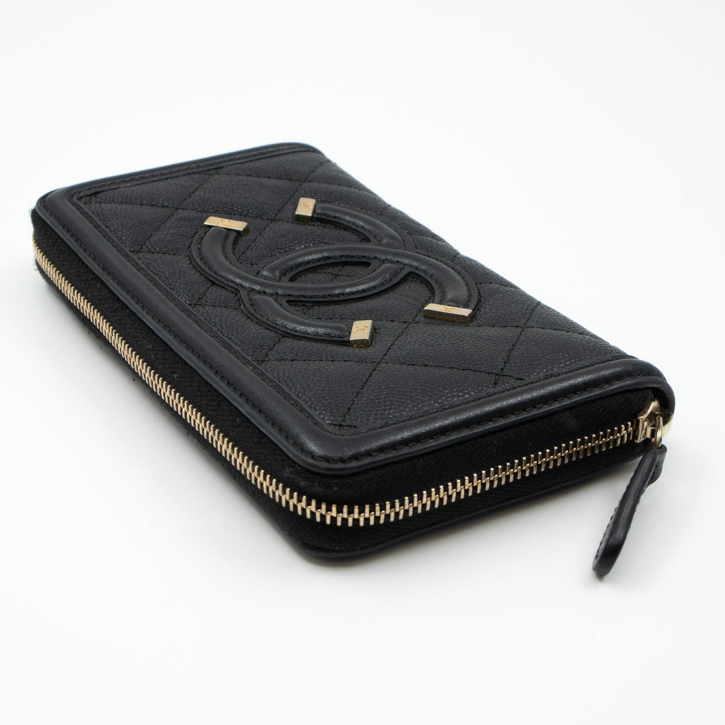 Medium Zipped Wallet CC Filigree Black Caviar