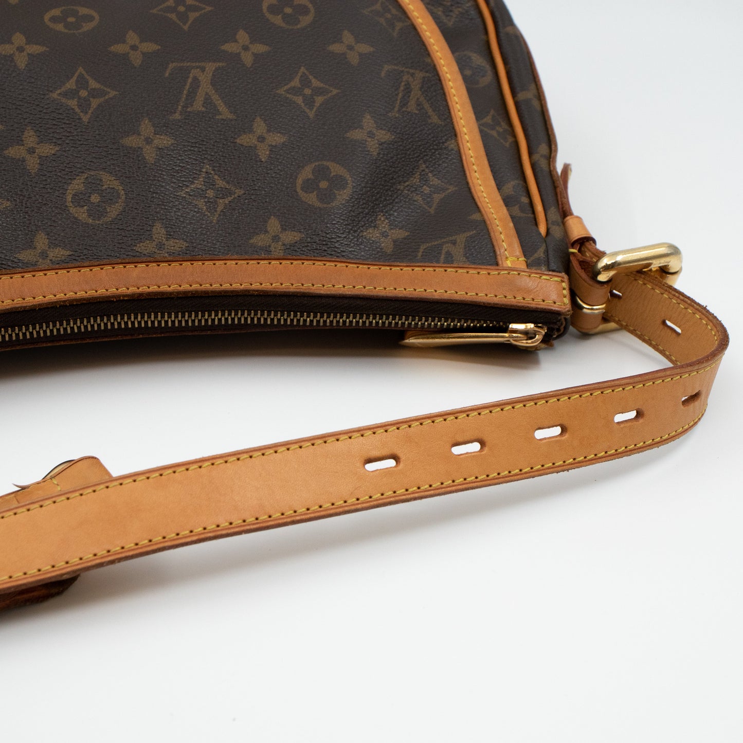 Louis-vuitton Tulum GM Monogram