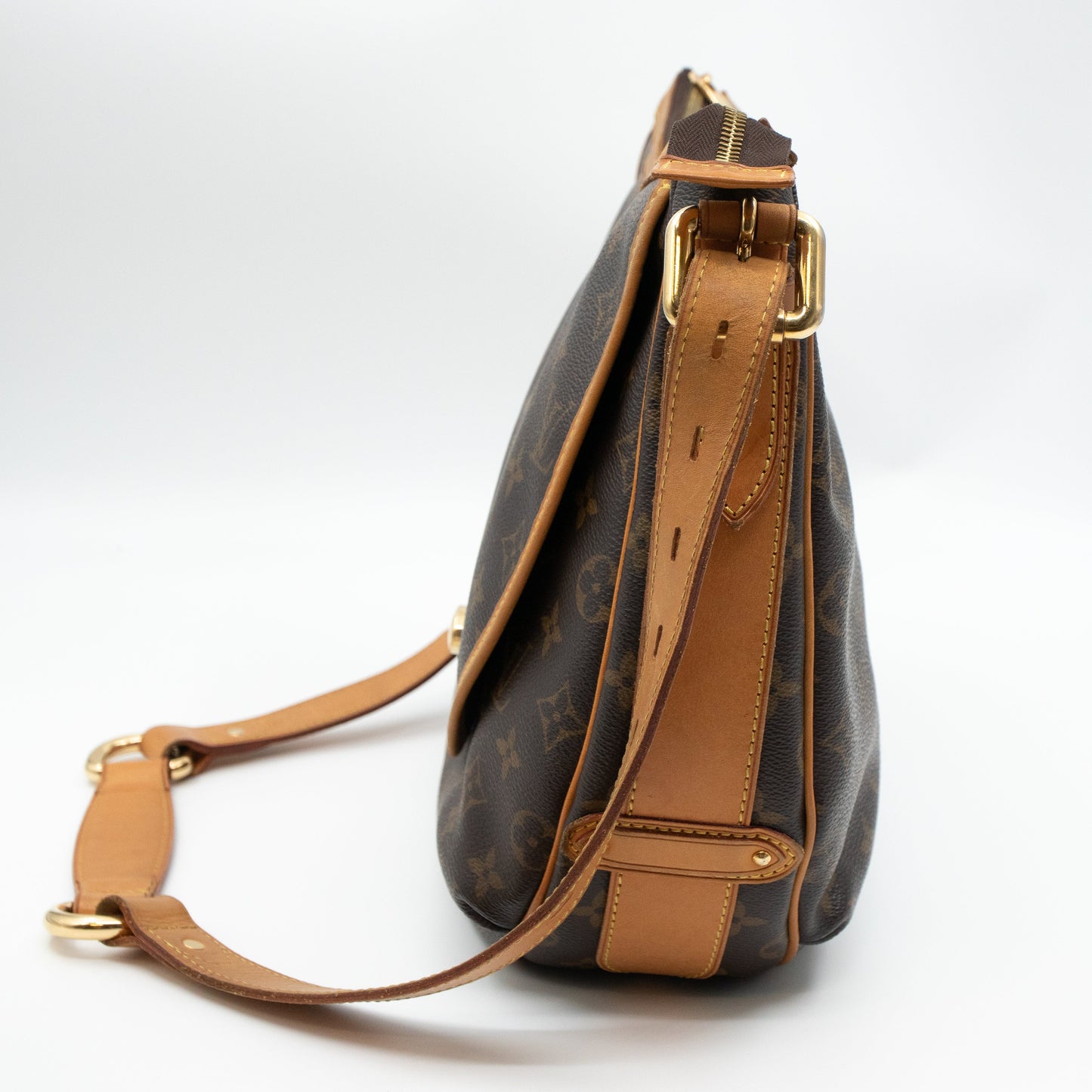Louis-vuitton Tulum GM Monogram
