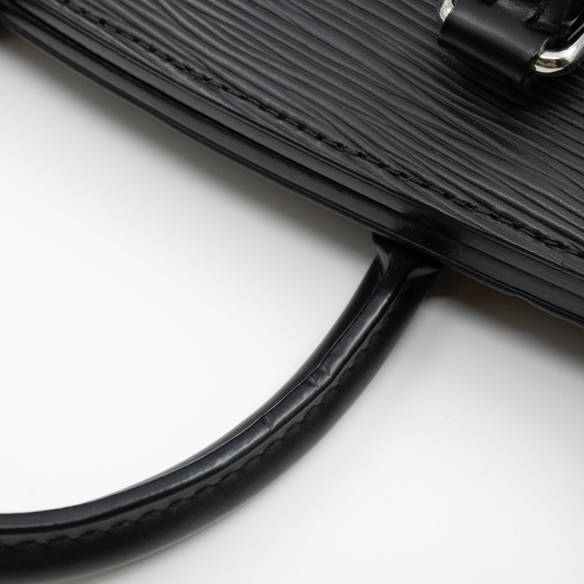 Louis-vuitton Phenix PM Black Epi Leather