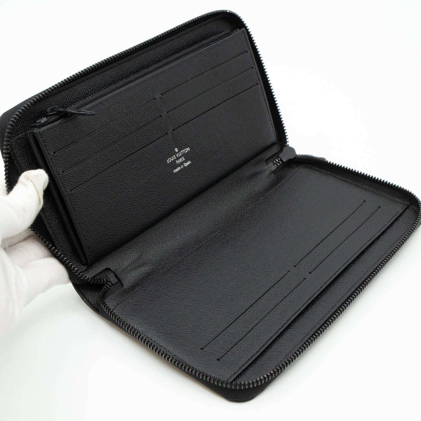 Louis-vuitton Zippy Organizer Wallet Monogram Logo Story