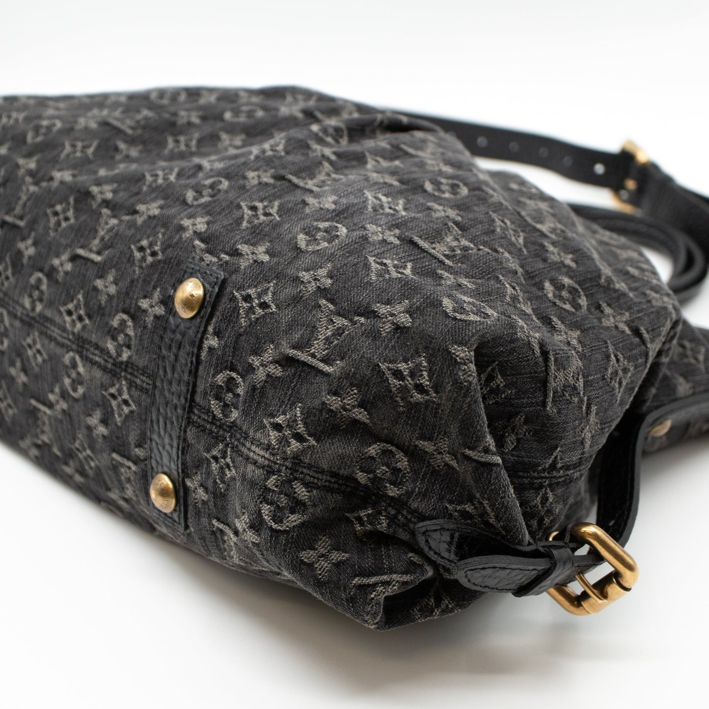 Louis-vuitton Neo Cabby MM Black Denim