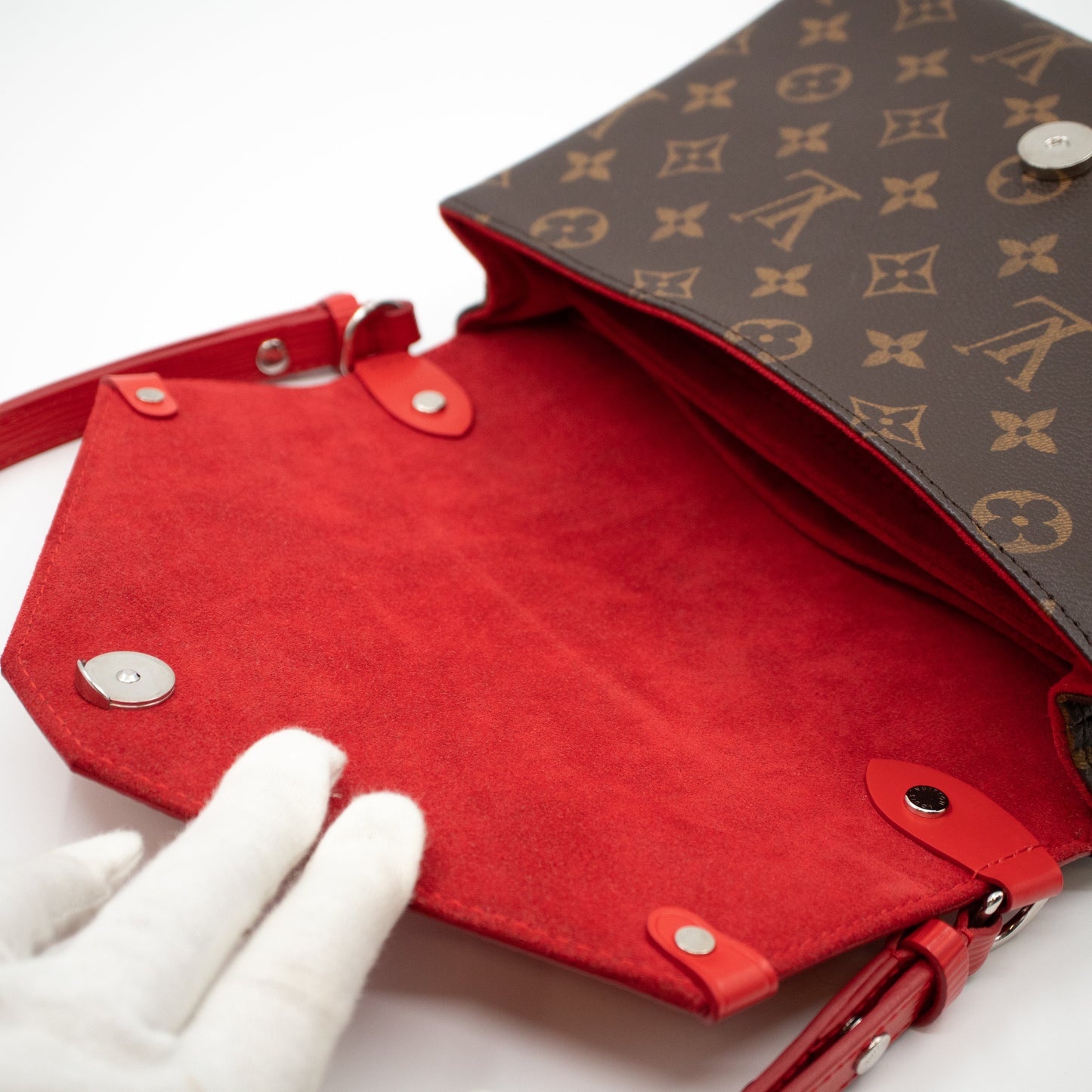 Louis-vuitton Saint Michel Monogram Epi Red