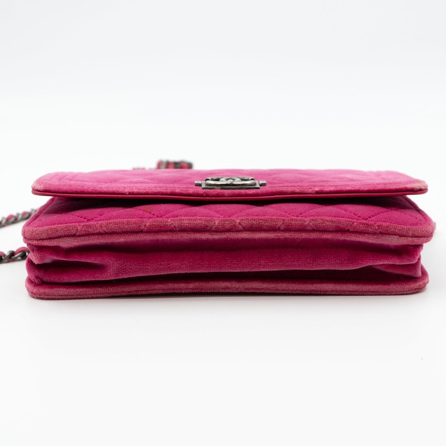 Boy Wallet On Chain Pink Velvet