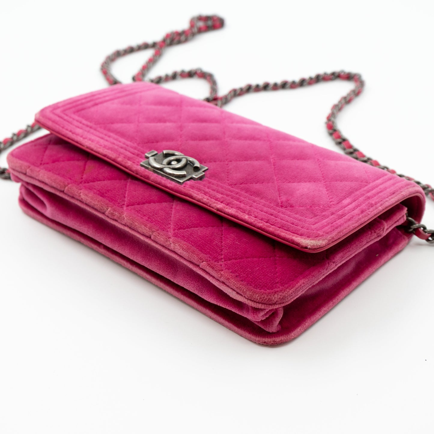 Boy Wallet On Chain Pink Velvet