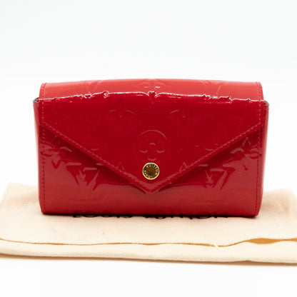 Louis-vuitton Lucie Pouch Vernis Cherry