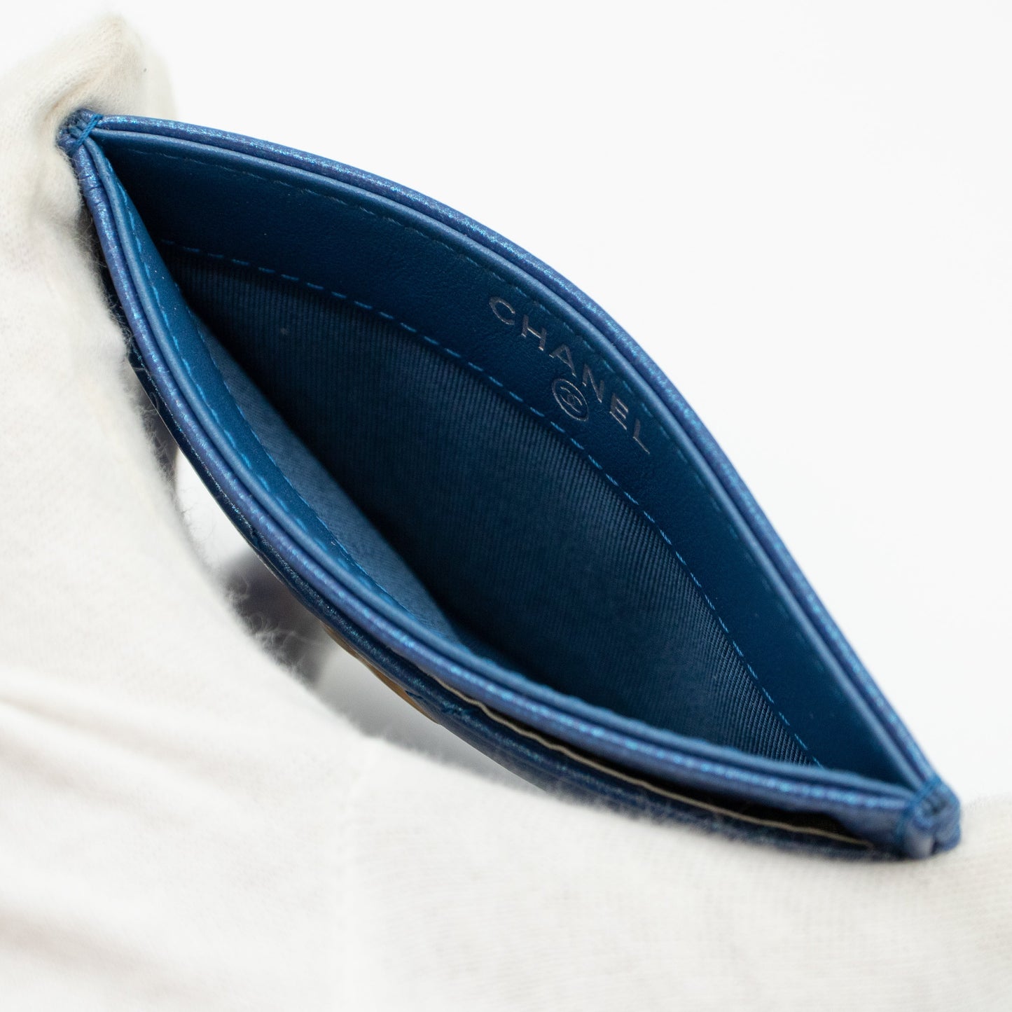 Holder Gabrielle Iridescent Blue Leather