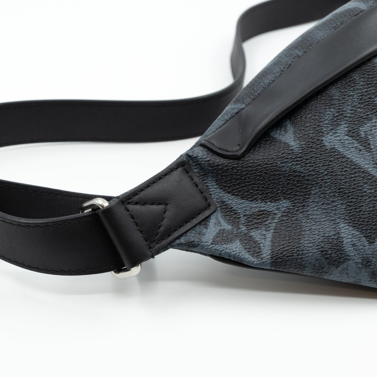 Louis-vuitton Discovery Bumbag Monogram Pastel Noir