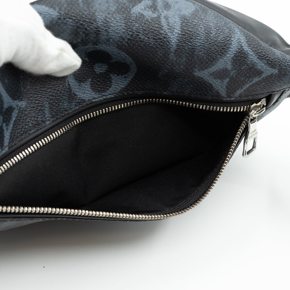 Louis-vuitton Discovery Bumbag Monogram Pastel Noir