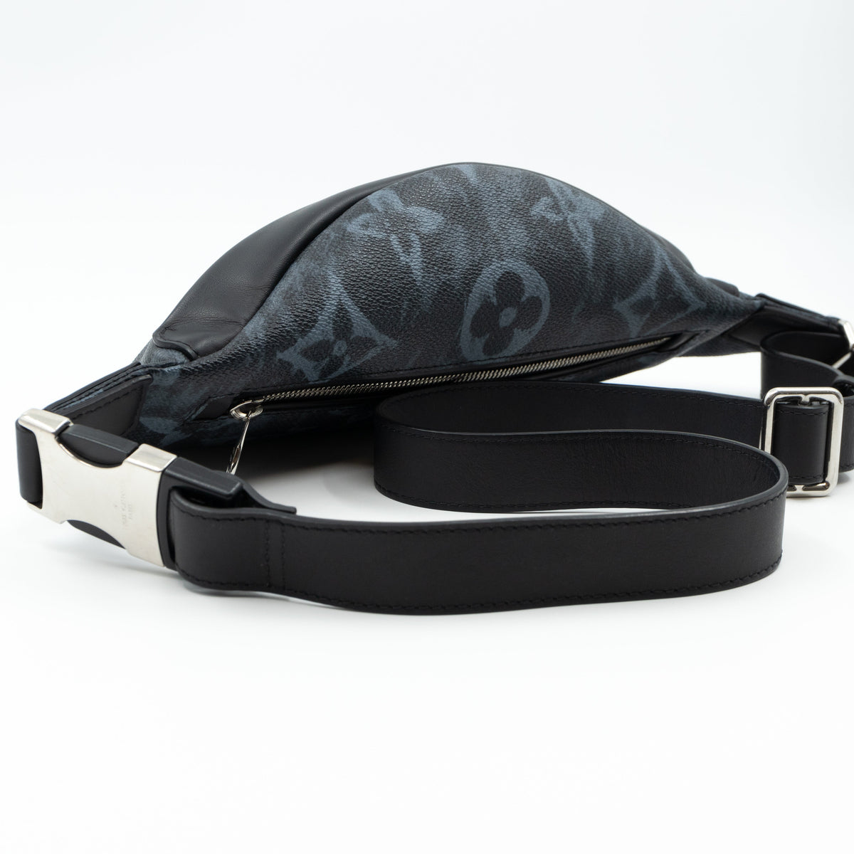 Louis-vuitton Discovery Bumbag Monogram Pastel Noir