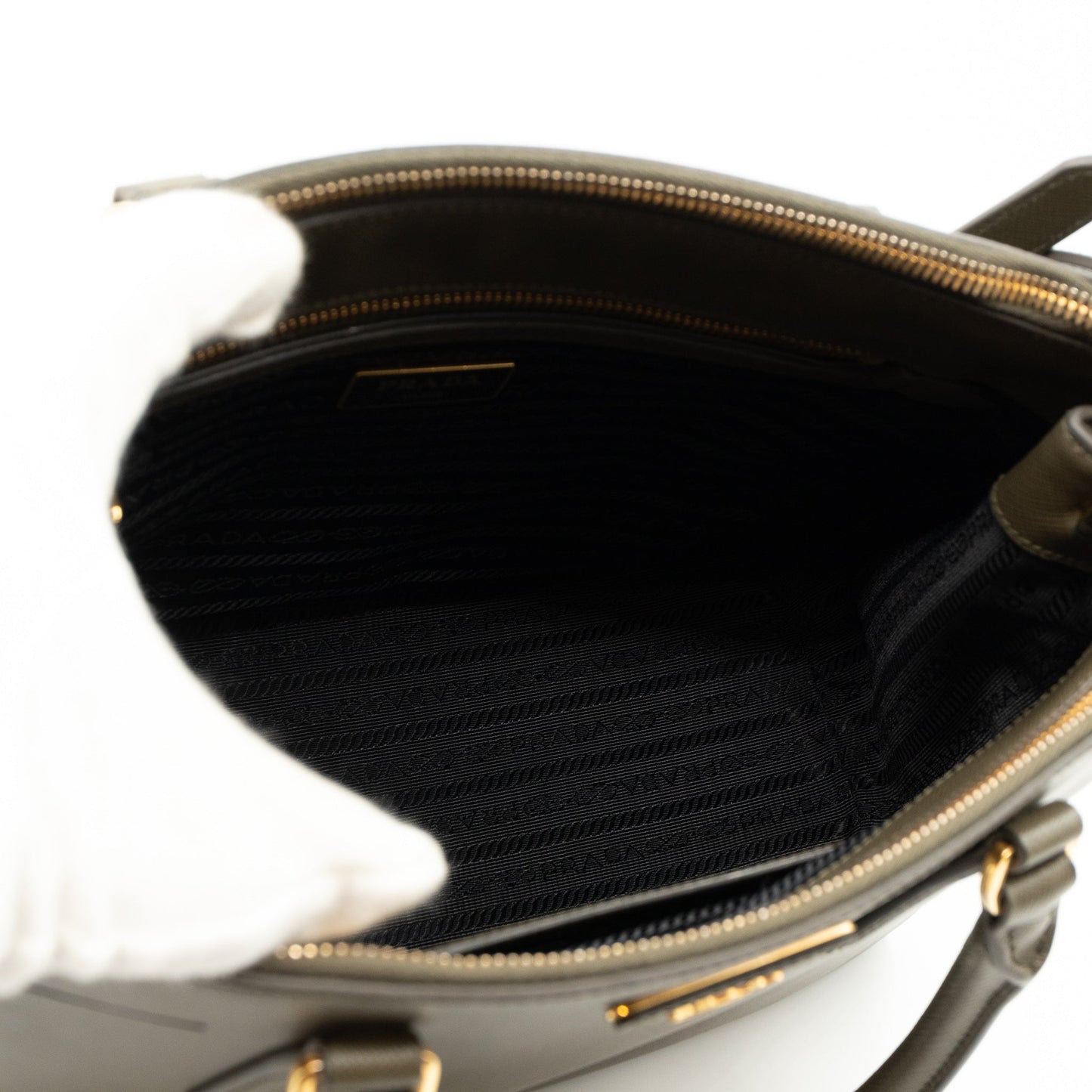 Galleria Medium Double Zip Green Saffiano