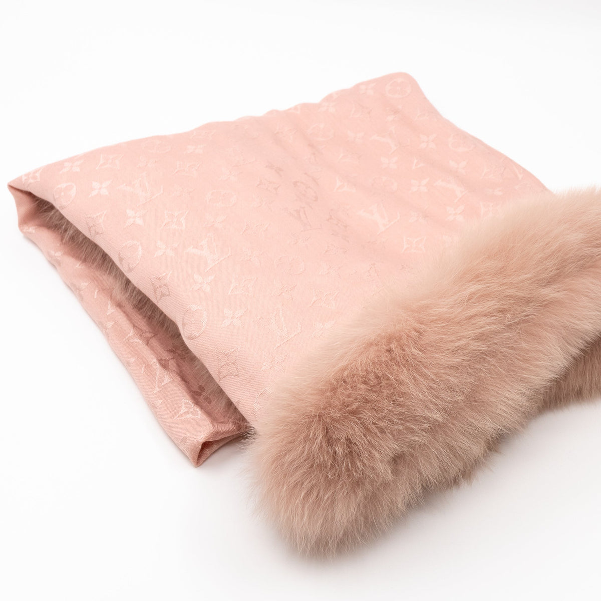 Louis-vuitton Monogram V Fur Shawl Nude